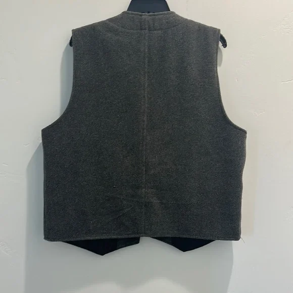Wyoming Trader Men's Gray Wool Vest - Picture 4 of 4